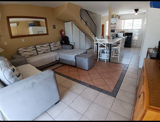 2 BEDROOM APARTMENT FOR SALE IN MARGATE BEACH
